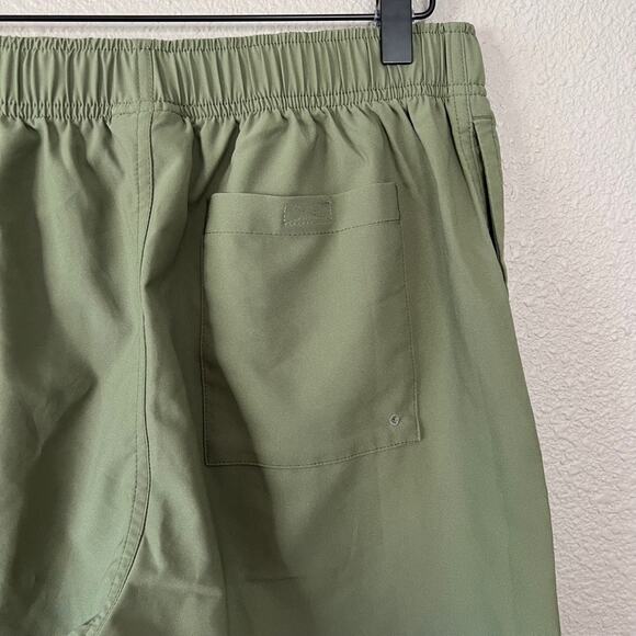 Columbia Sportswear Green Buckle Belt Men Pull-On Outdoor Shorts Small 8" Length - Picture 5 of 7
